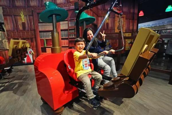 Tour to Legoland Shanghai