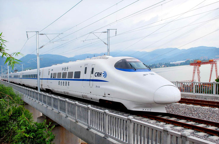 Travel in China by bullet trains