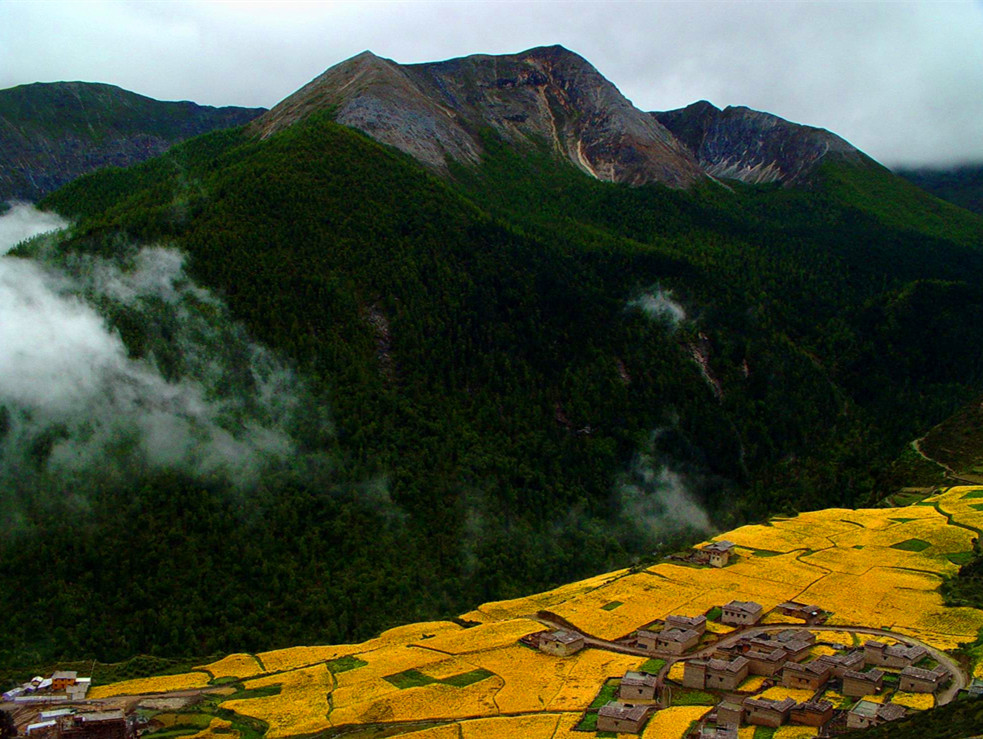 Holy Mountain in Daocheng Yading