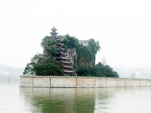 What to Visit for a China Travel Shibaozhai, Yangtze Cruise