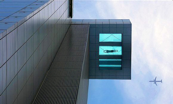 Sky-high swimming pool in shanghai