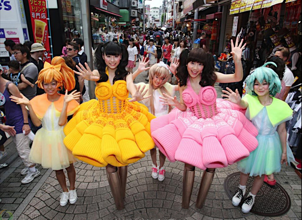 Harajuku Girls at Takeshita Street, Takeshita Street Harajuku Pictures