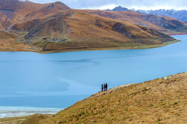 Tibet Yamdrok Lake