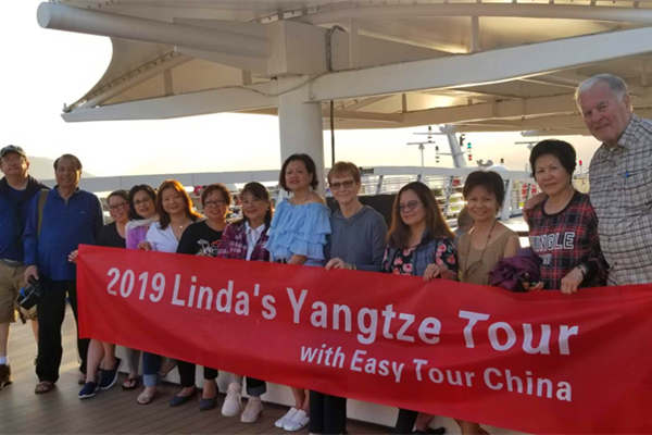 Easy Tour China customers' Yangtze River cruise tour
