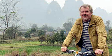 China Travel Specialist Ian Hamlinton in Yangshuo Countryside