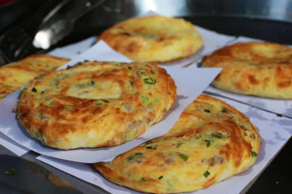 Famous Dali food: Xizhou baba