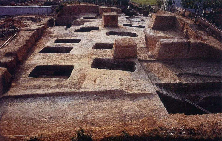 the society of Liangzhu Archaeological Site cemetery