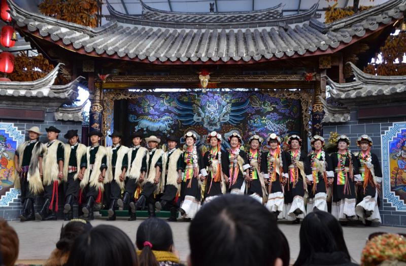 naxi people in Lijiang