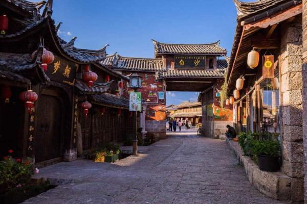 the old buildings at Baisha village