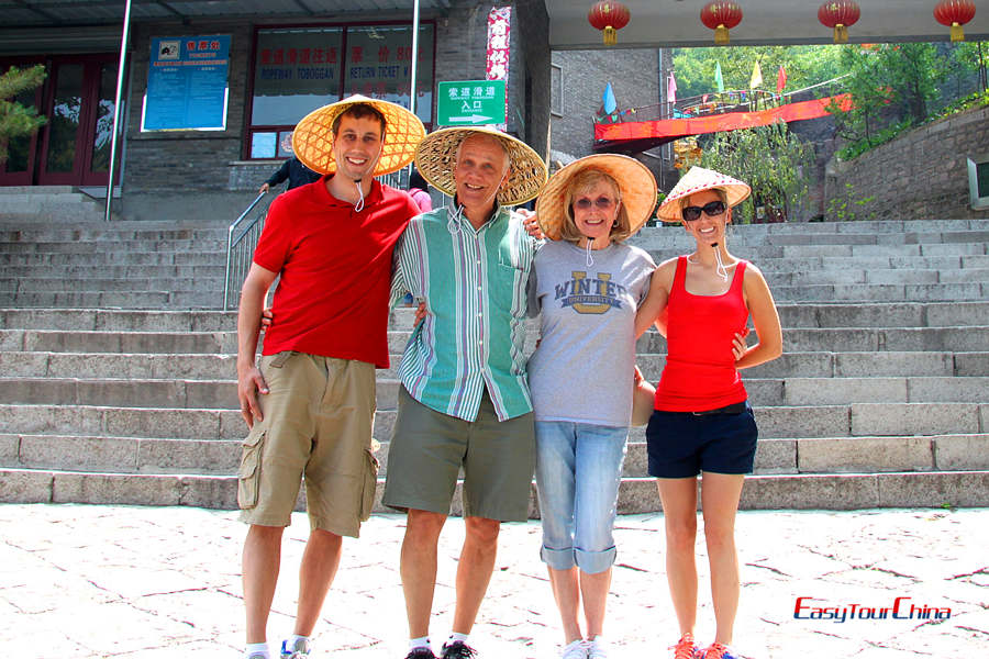 Family tour to Mutianyu Great Wall