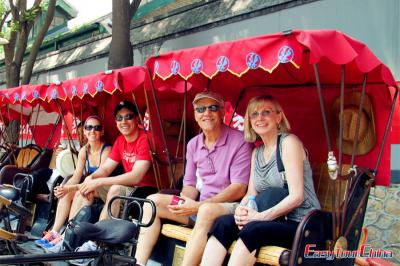 Family Touring Beijing Hutong on Pedicab