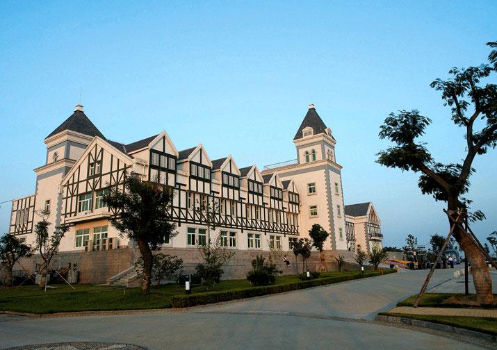 Chateau Zhangyu