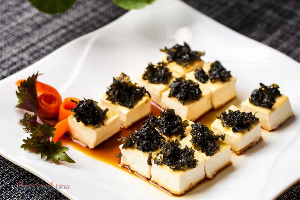 Tofu is one of the most popular vegetarian dishes in China