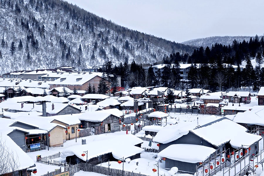 Snow Town Hotel Image