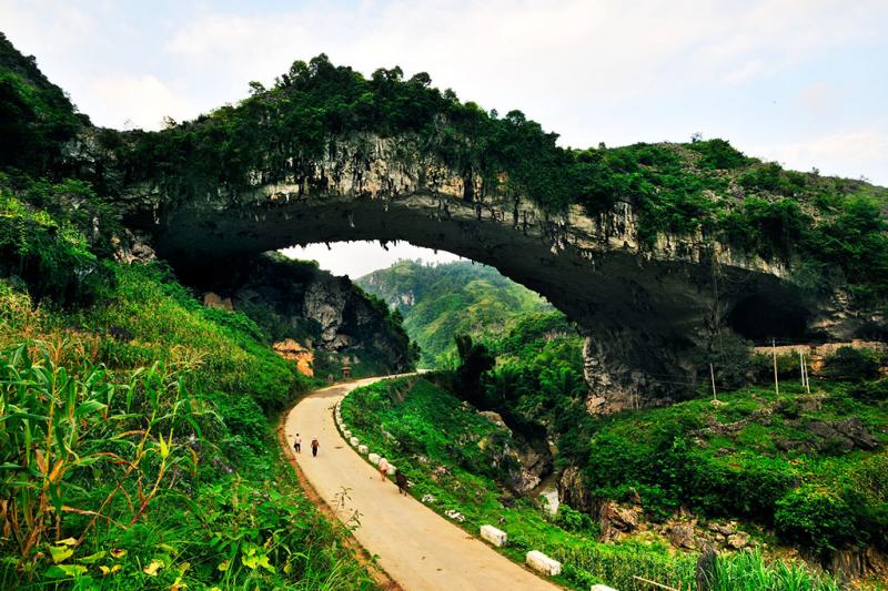 Guangxi tours in April