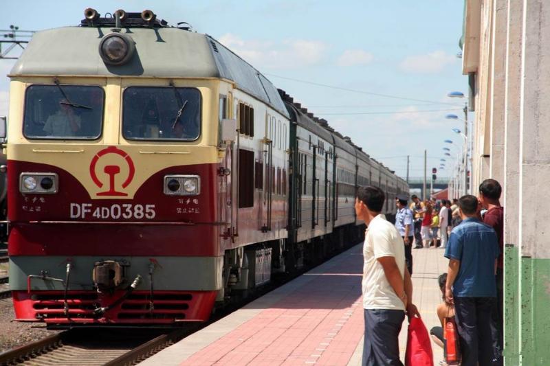 How to take a train in China