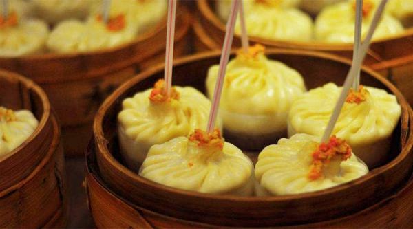 Taste Shanghai food