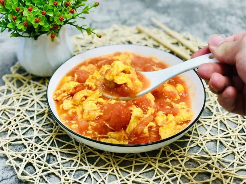 Stir-fried Tomato and Eggs