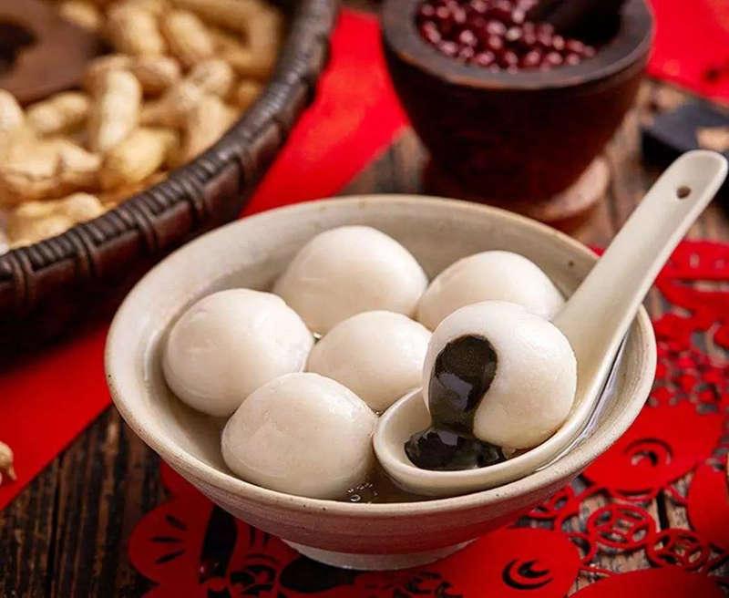 tangyuan - food for lantern festival