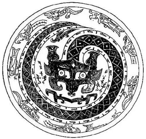 Chinese dragon design on bronze ware in Shang Dynasty