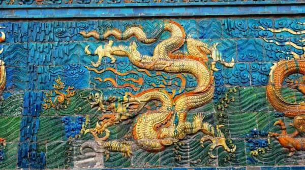 Nine-dragon-wall in Datong