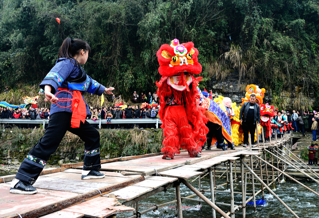 Spring Festival Customs in China Village Tour