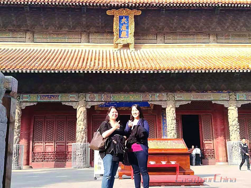 Overseas Chinese clients visit Confucius Temple