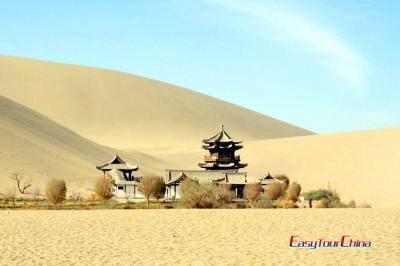 Dunhuang Crescent Moon Pool