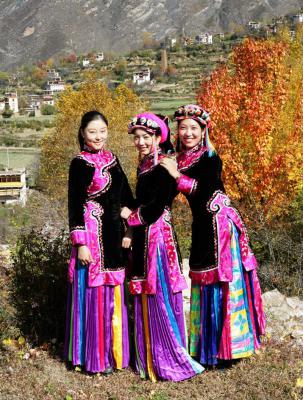 Tibetan Ladies in Danba