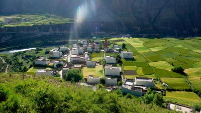 Farmland and Folk Houses in Daocheng