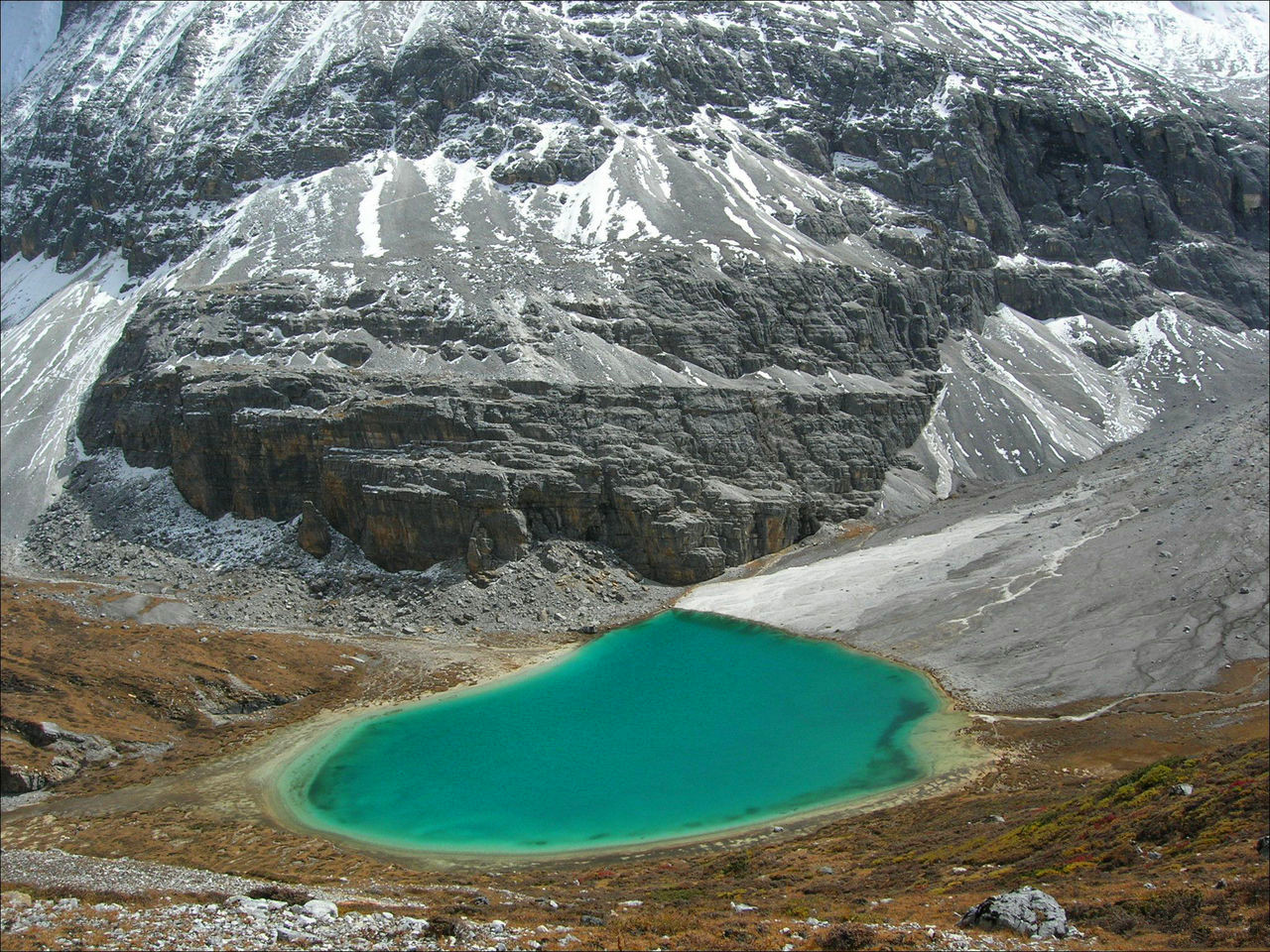 Zhenzhu Lake