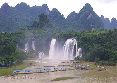 De Tian Waterfall