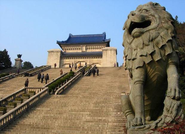 Dr. Sun Yat-sen's Mausoleum