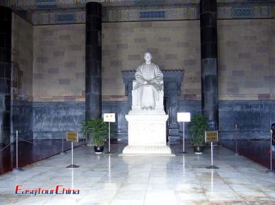 Dr. Sun Yat-sen's Mausoleum
