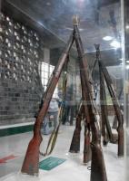 guns