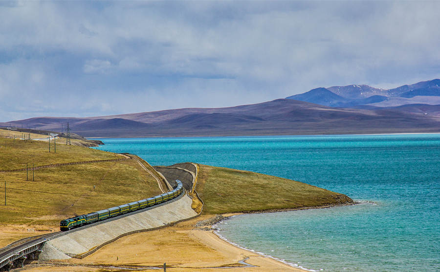 Qinghai to Tibet train tour