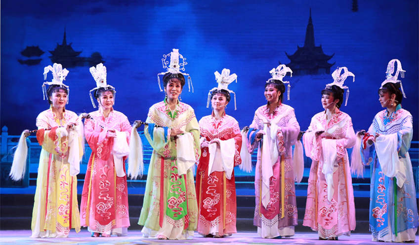 Chinese Huangmei Opera Culture