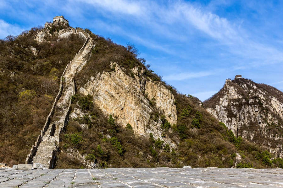 Jiankou Great Wall precipitous mountain