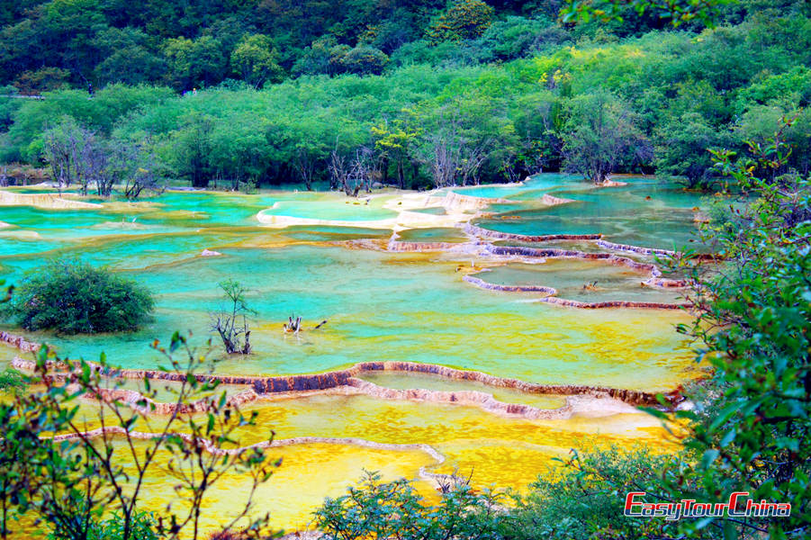 lakes of Huanglong