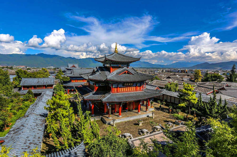 Lijiang old town panoramice view