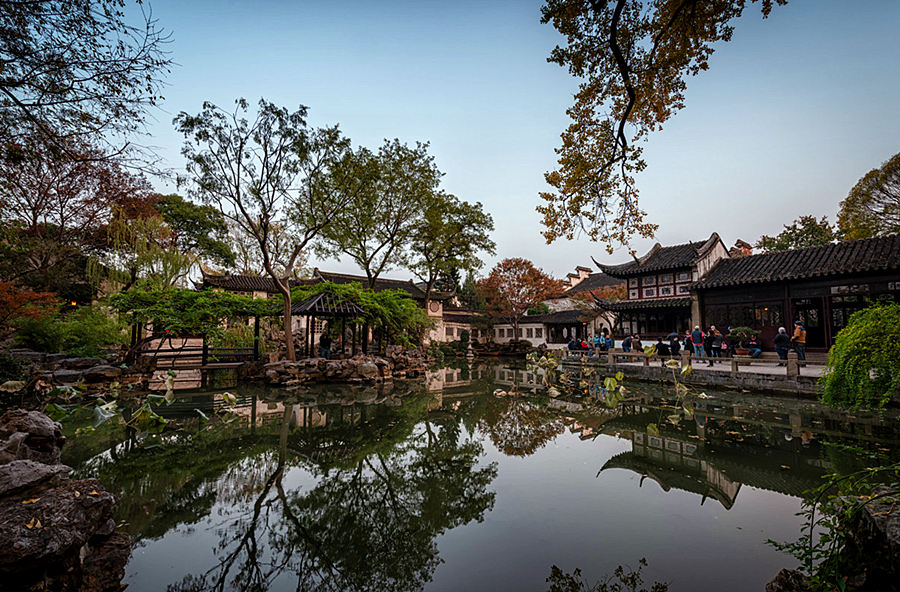 Lingering Garden landscape