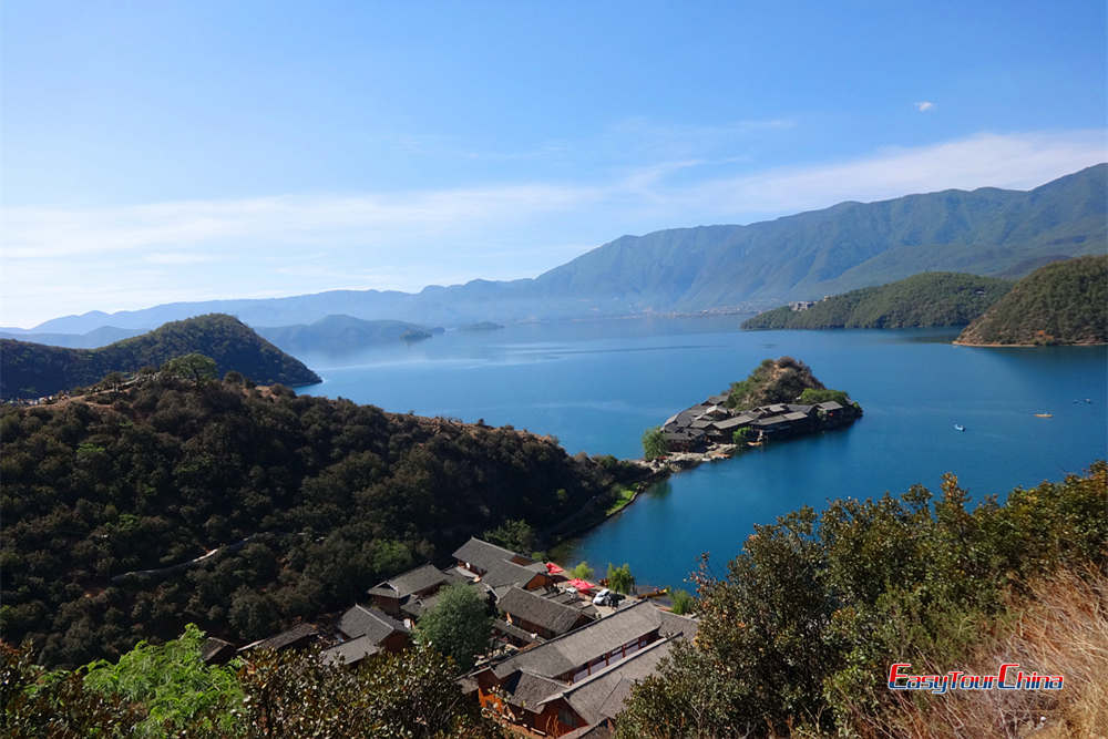 Boat at Lugu Lake to discover the lovely islets