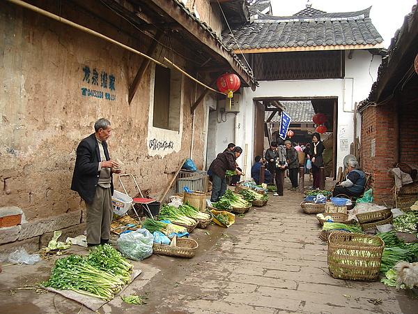 The bus to Luodai Old Town