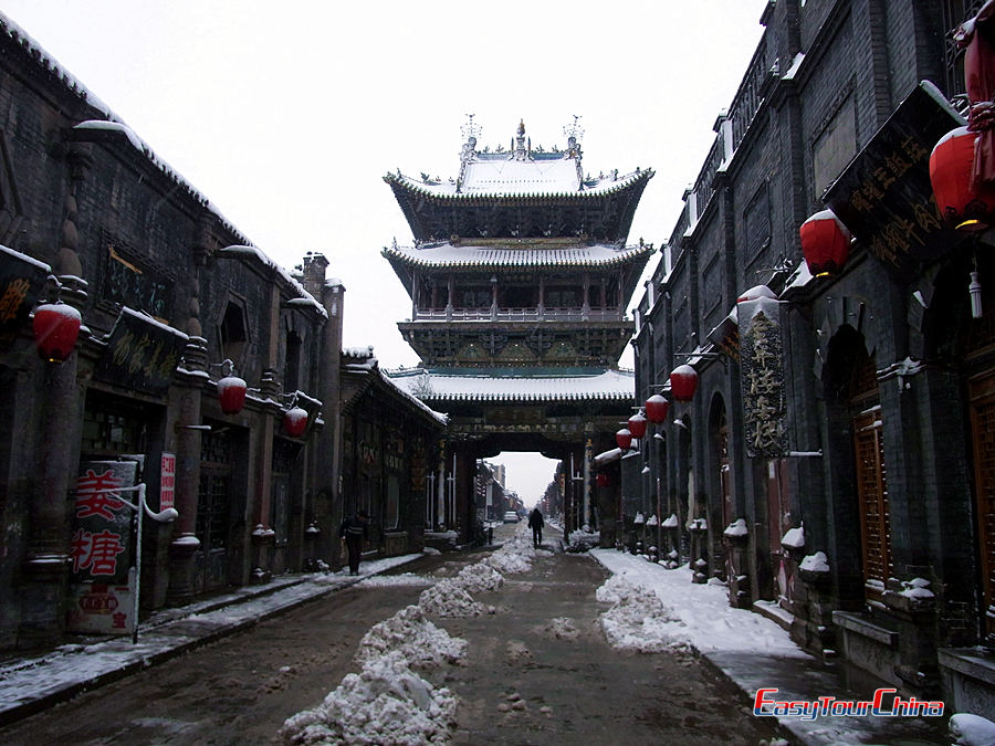 Visit Pingyao ancient city wall in winter