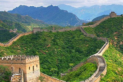 Who built the Great Wall of China