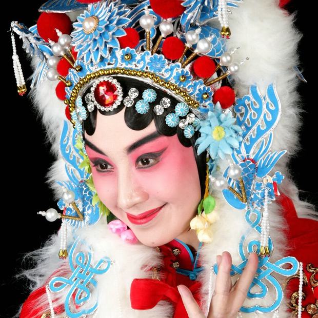 Chinese opera facial makeup