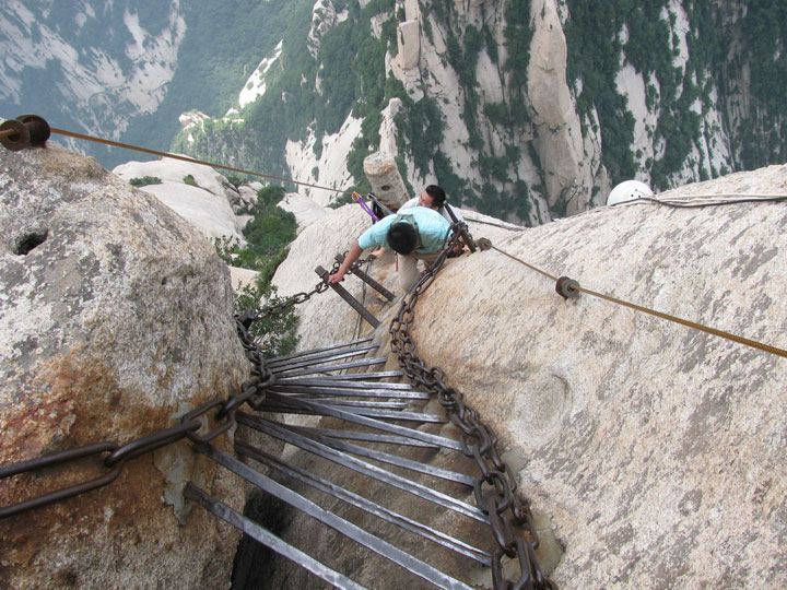 Image result for China’s Mount Hua skywalk