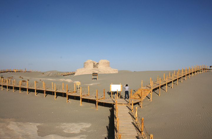 Abakh Hoja Tomb