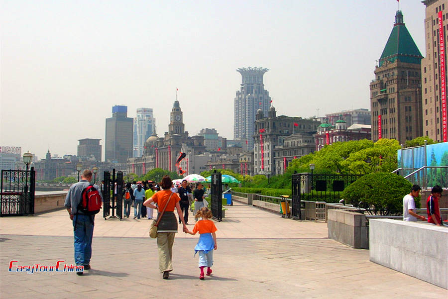 China tour to Shanghai the bund