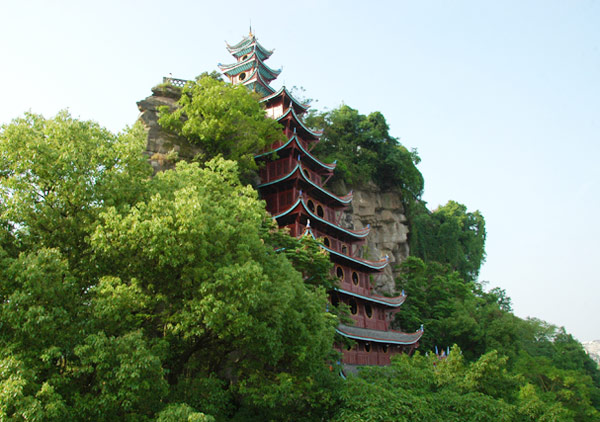 The Shibaozhai Pagoda stands on the bank of Yangtze River